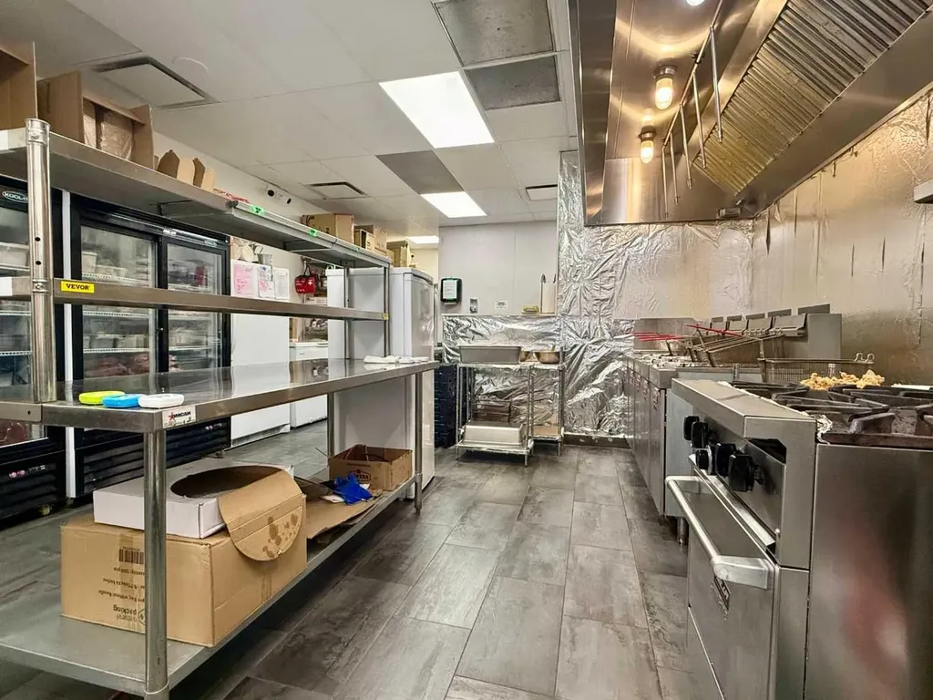 3304 64 Street Calgary AB T1Y 5R4