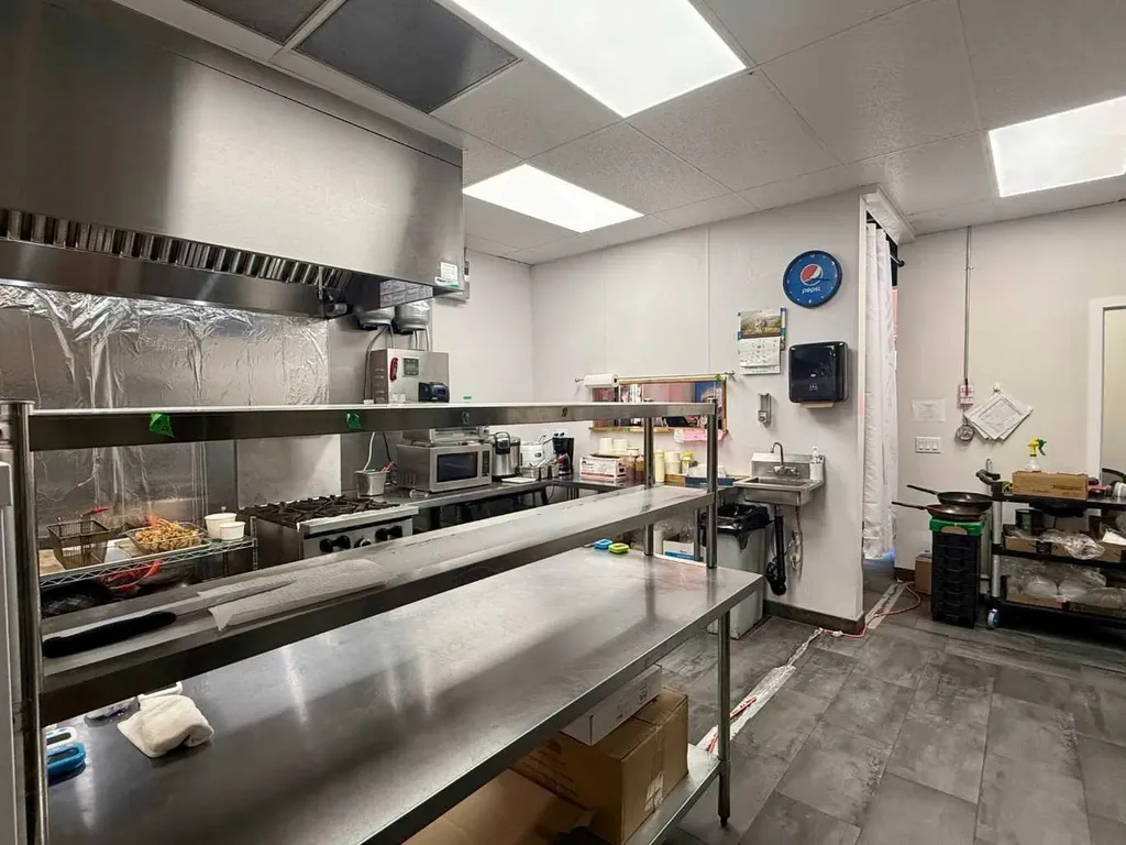 3304 64 Street Calgary AB T1Y 5R4