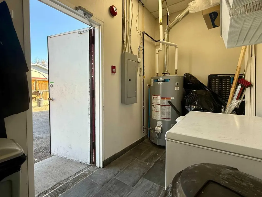 3304 64 Street Calgary AB T1Y 5R4