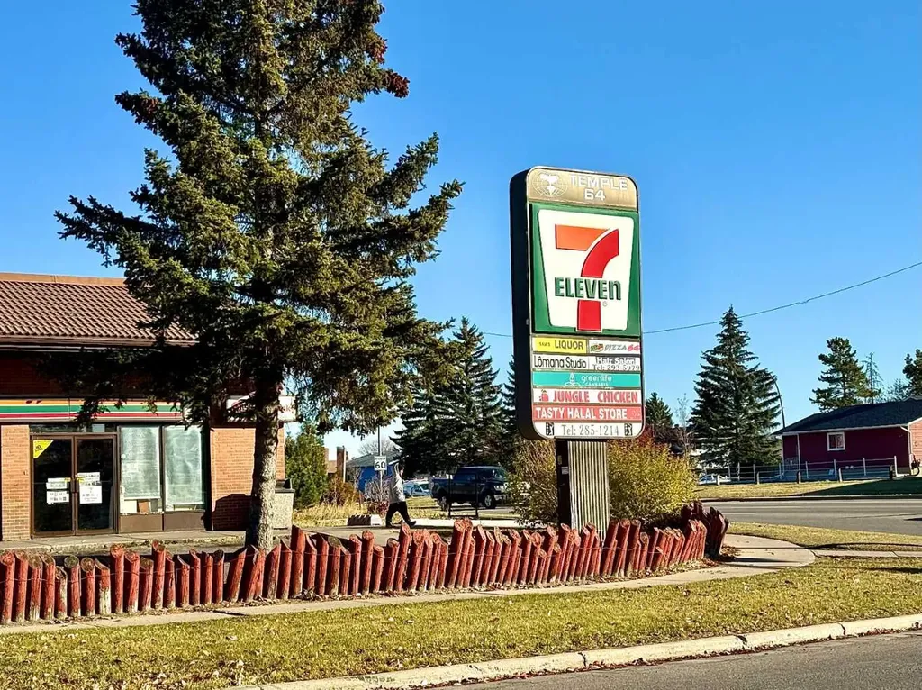 3304 64 Street Calgary AB T1Y 5R4