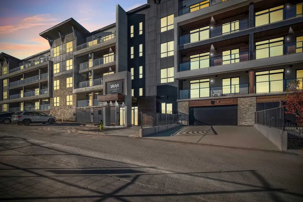 1802 Mahogany Boulevard Calgary AB T3M2K6