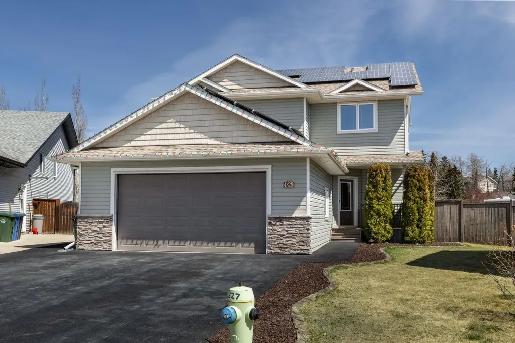 4828 55 Boulevard Close Innisfail AB T4G 0A2