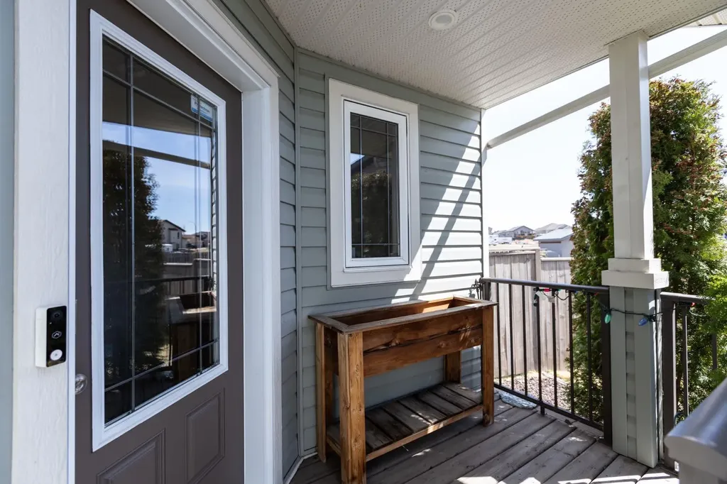 4828 55 Boulevard Close Innisfail AB T4G 0A2