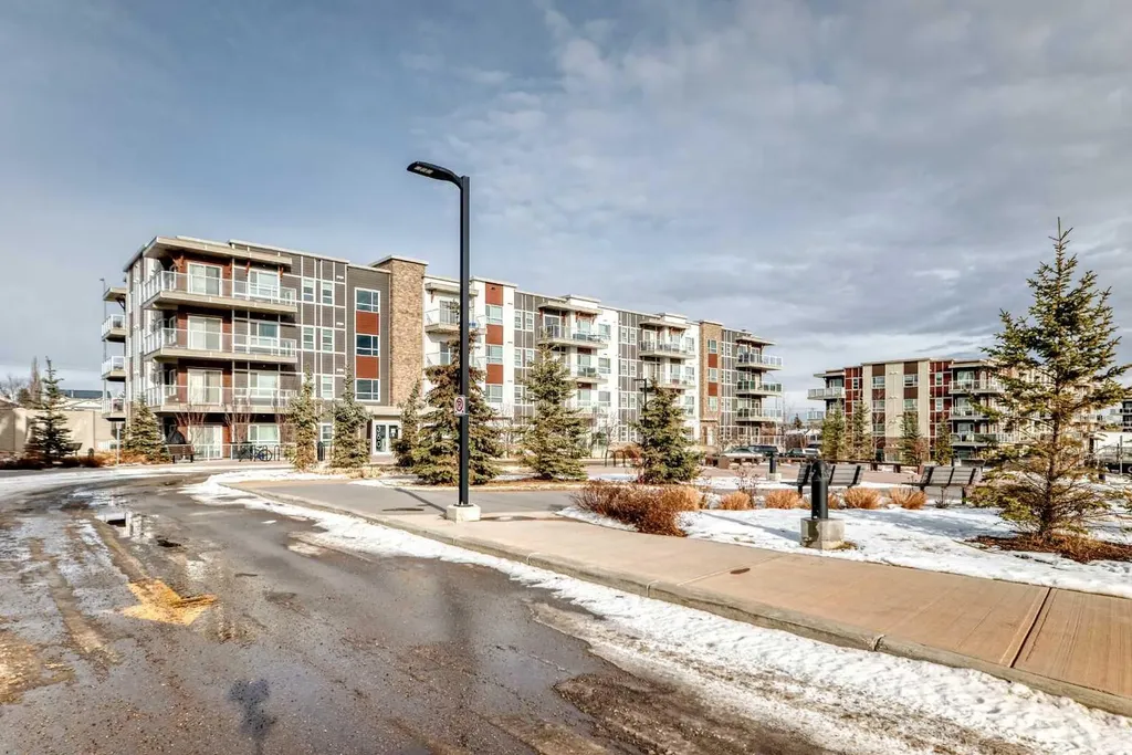 360 Harvest Hills Common NE Calgary AB T3K 2N1