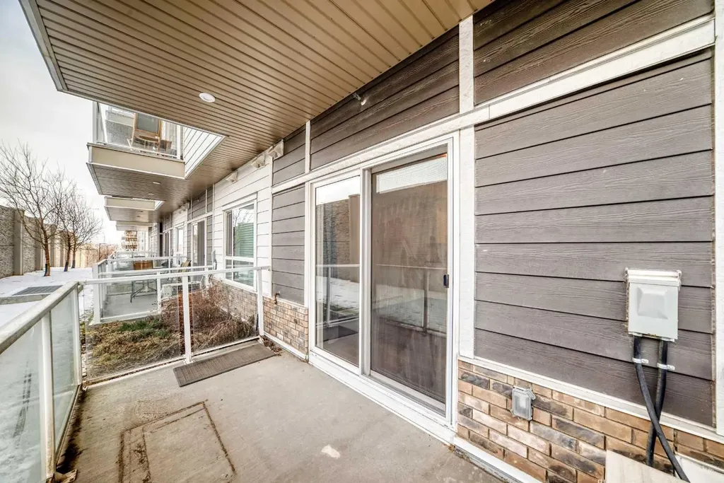 360 Harvest Hills Common NE Calgary AB T3K 2N1
