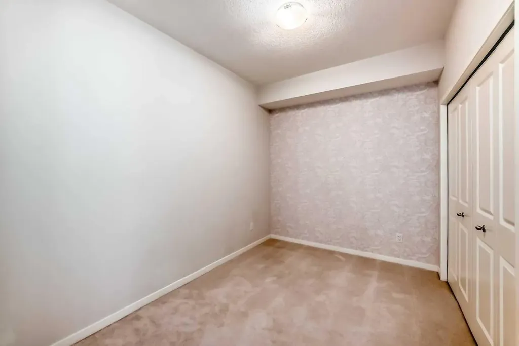 360 Harvest Hills Common NE Calgary AB T3K 2N1
