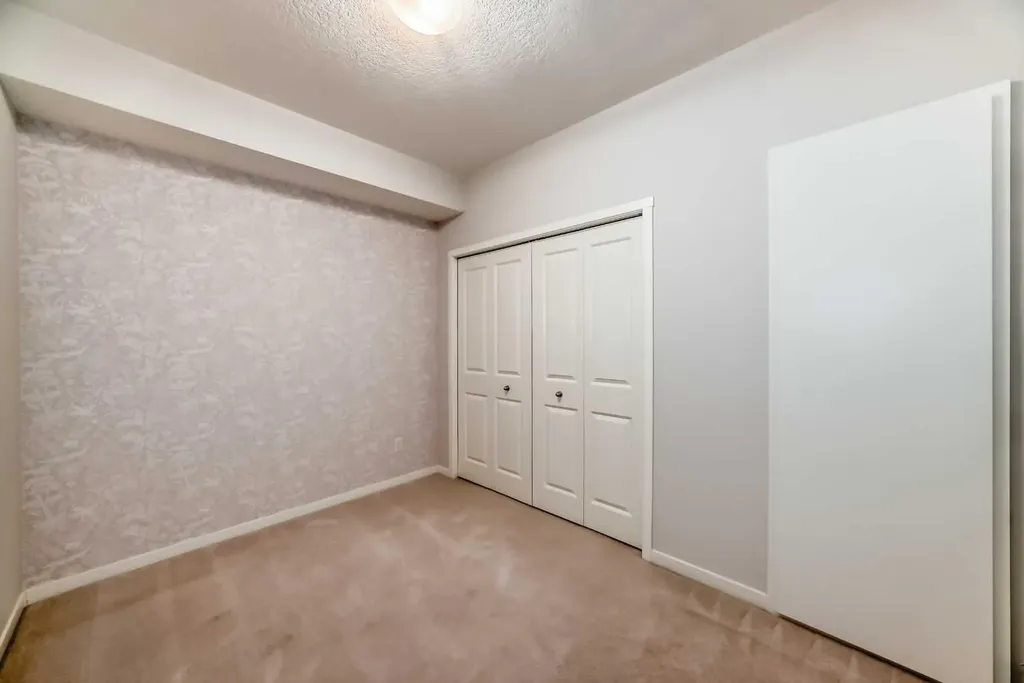 360 Harvest Hills Common NE Calgary AB T3K 2N1