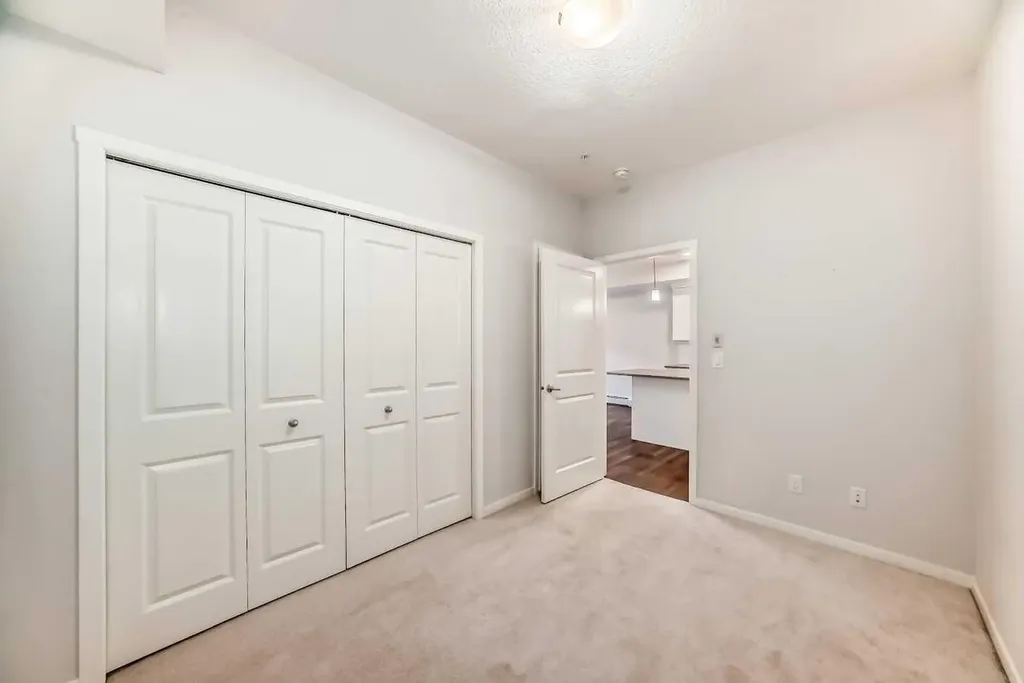 360 Harvest Hills Common NE Calgary AB T3K 2N1