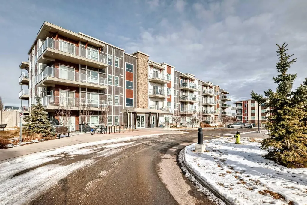 360 Harvest Hills Common NE Calgary AB T3K 2N1