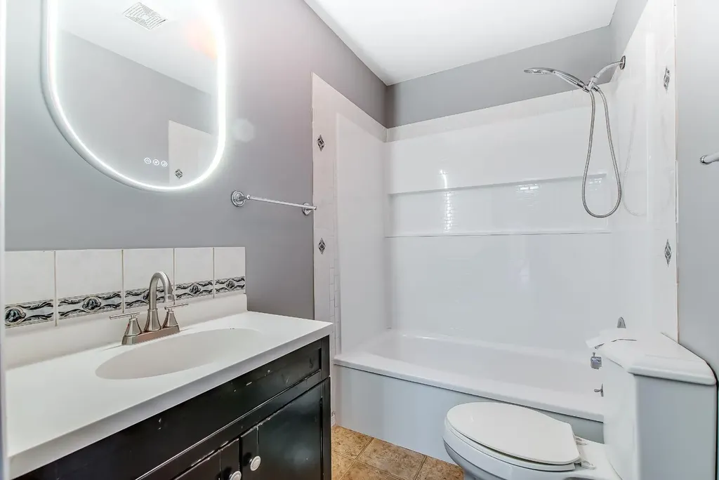 428 2 Street Suffield AB T0J 2N0