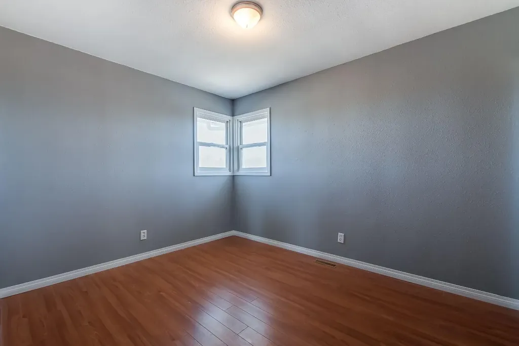 428 2 Street Suffield AB T0J 2N0