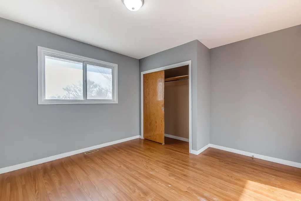 428 2 Street Suffield AB T0J 2N0