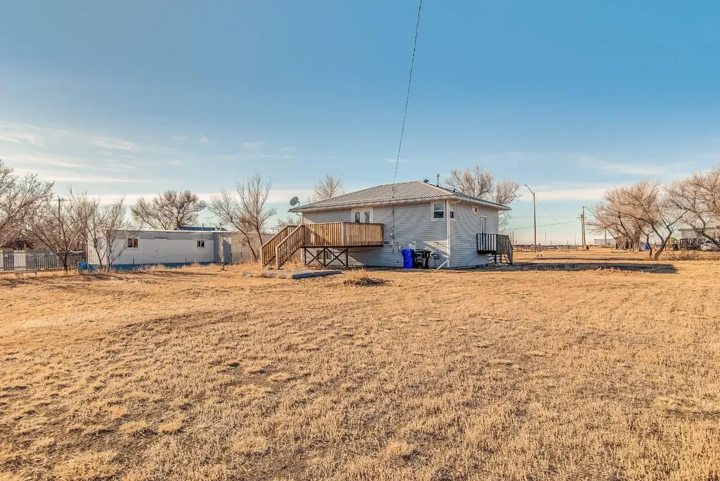 428 2 Street Suffield AB T0J 2N0