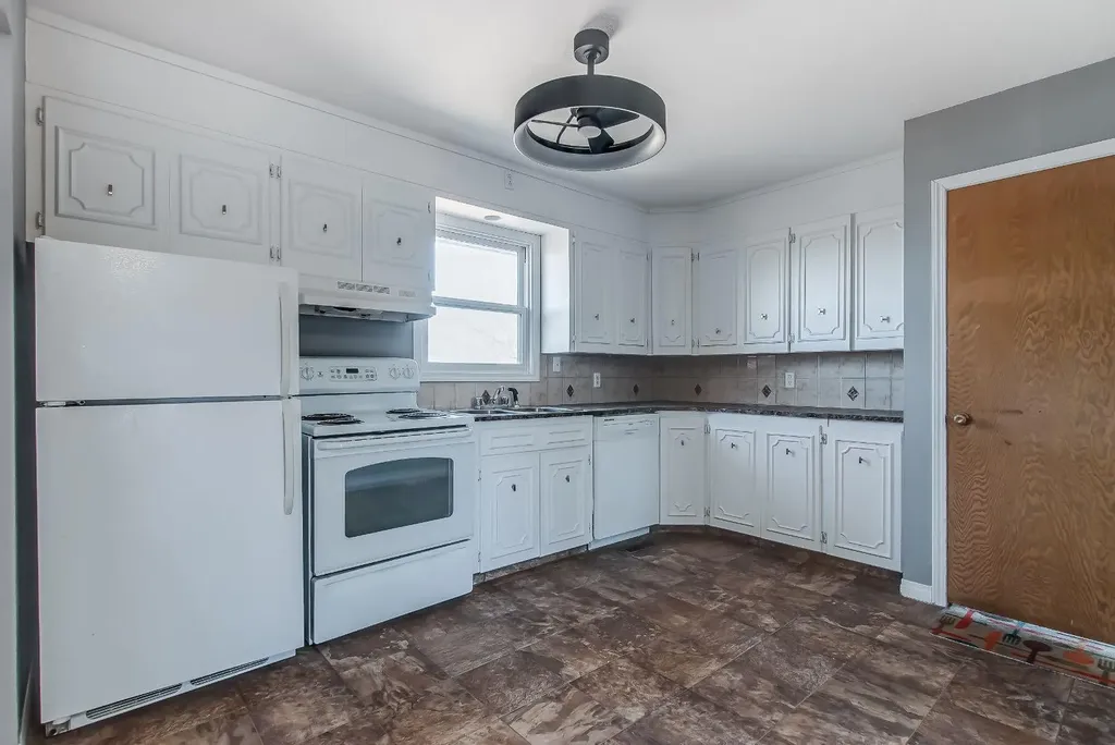428 2 Street Suffield AB T0J 2N0