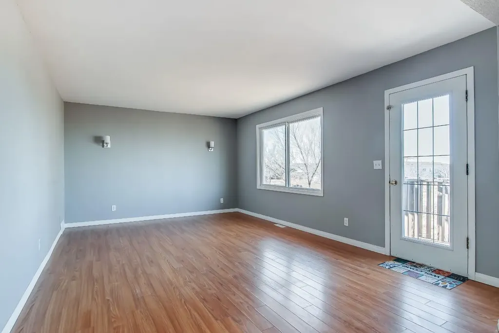 428 2 Street Suffield AB T0J 2N0