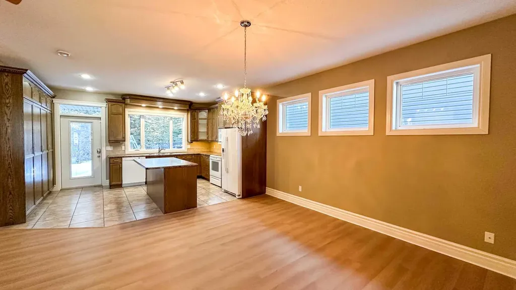 603 5 Street SW Sundre AB T0M1X0