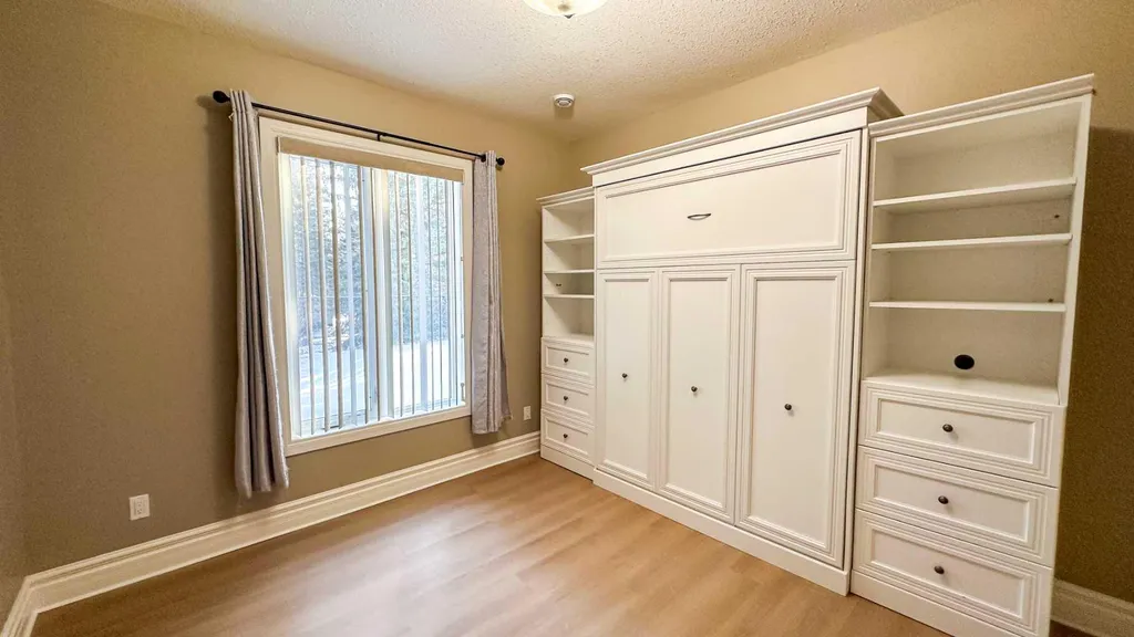 603 5 Street SW Sundre AB T0M1X0
