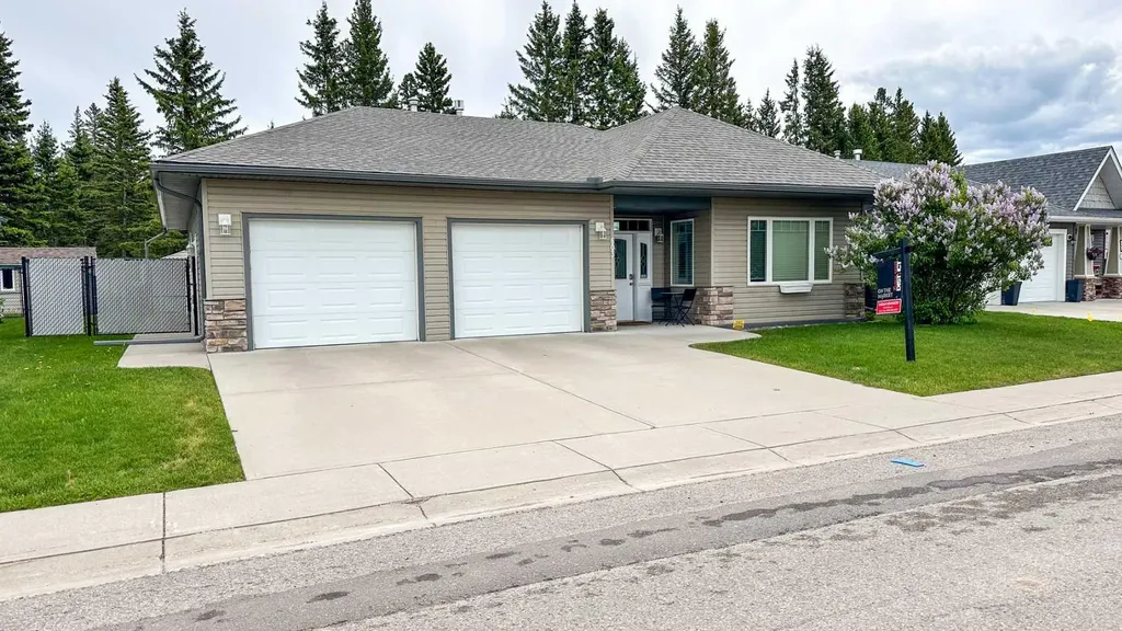 603 5 Street SW Sundre AB T0M1X0