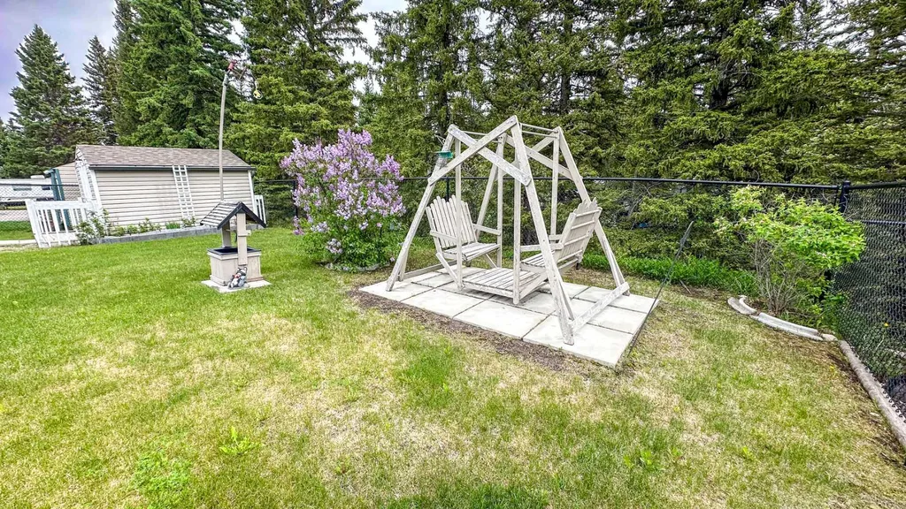 603 5 Street SW Sundre AB T0M1X0
