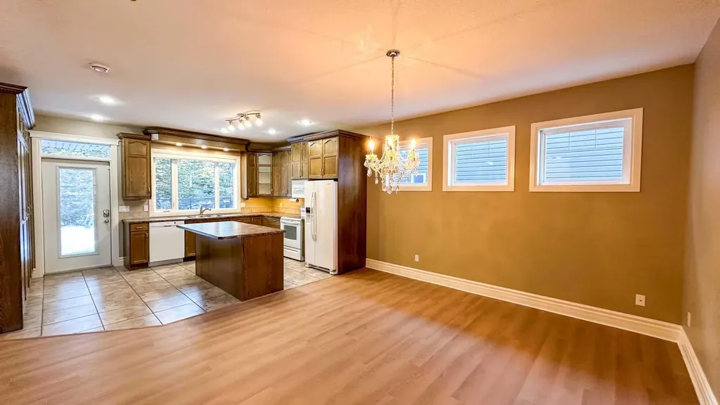 603 5 Street SW Sundre AB T0M1X0
