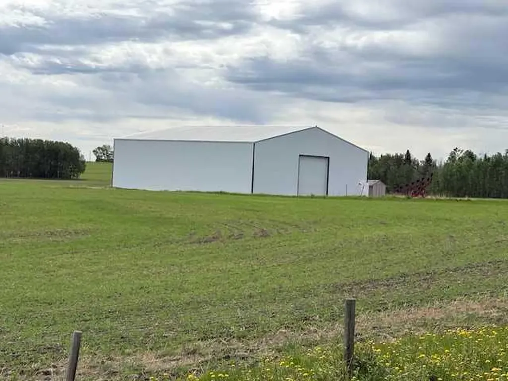 29419 Range Road 45 Rural Mountain View County AB T0M 2E0