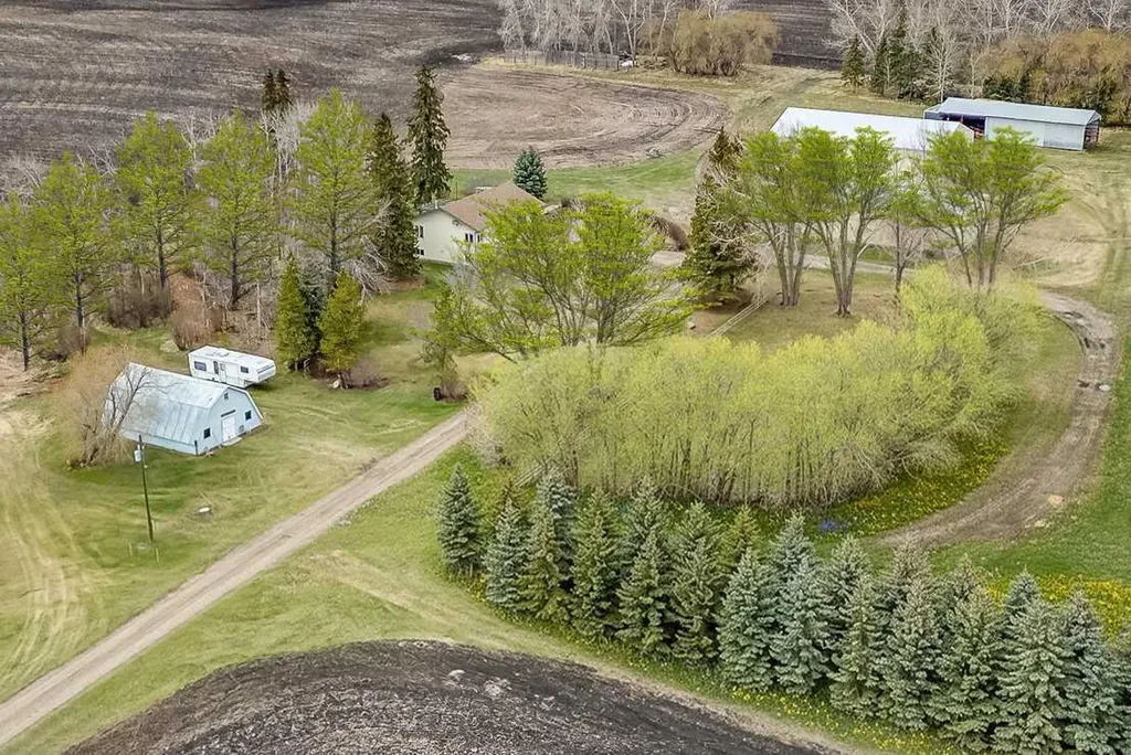 25408 Highway 597 Rural Lacombe County AB T4L 2N2
