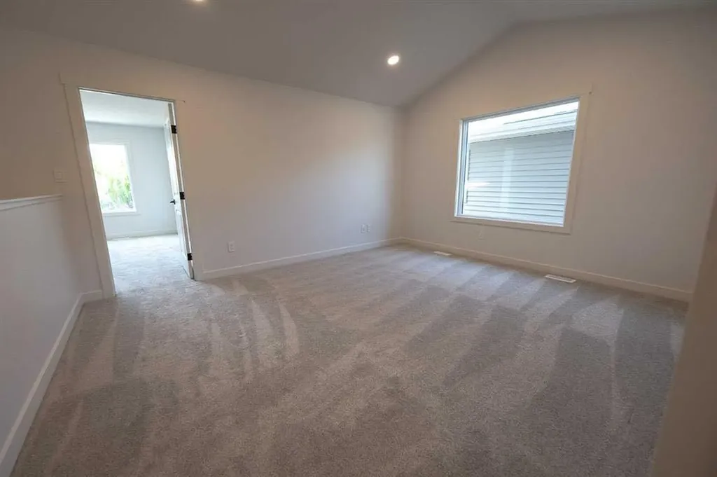 8702 128 Avenue Grande Prairie AB T8X 0X7