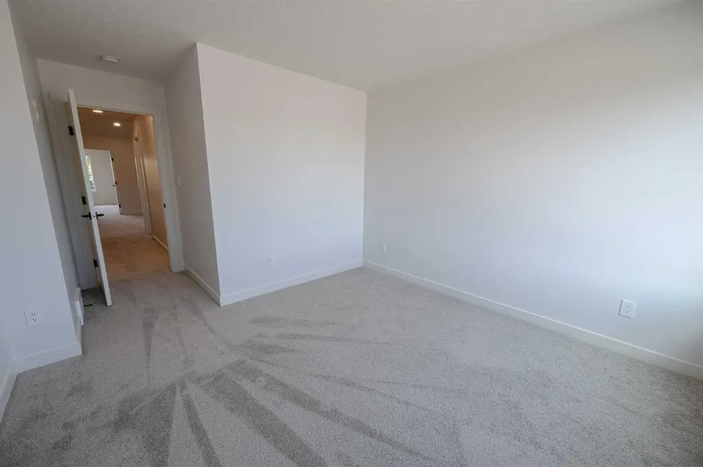 8702 128 Avenue Grande Prairie AB T8X 0X7