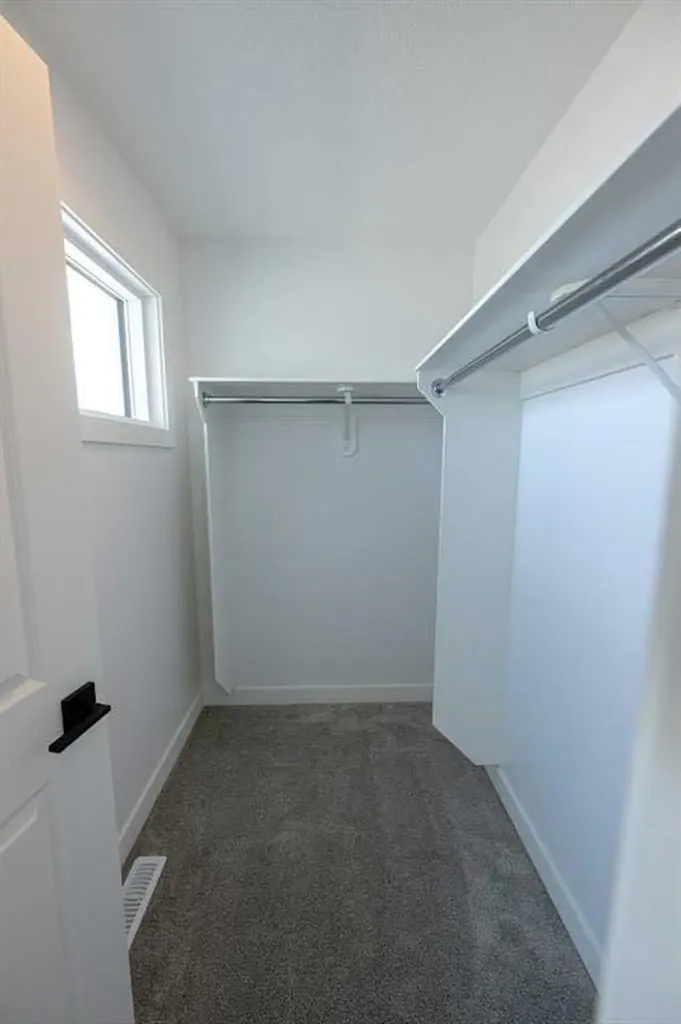 8702 128 Avenue Grande Prairie AB T8X 0X7