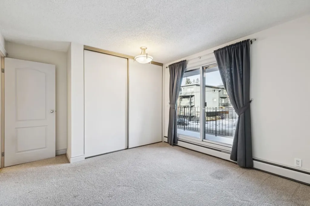 1607 26 Avenue SW Calgary AB T2T 1C7