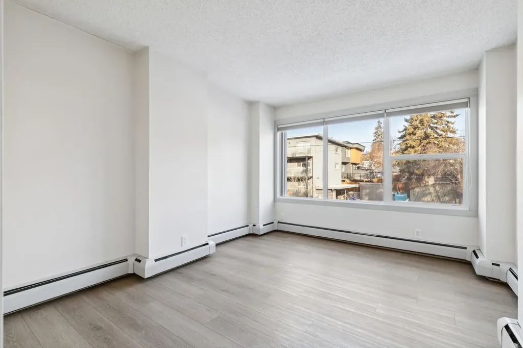 1607 26 Avenue SW Calgary AB T2T 1C7
