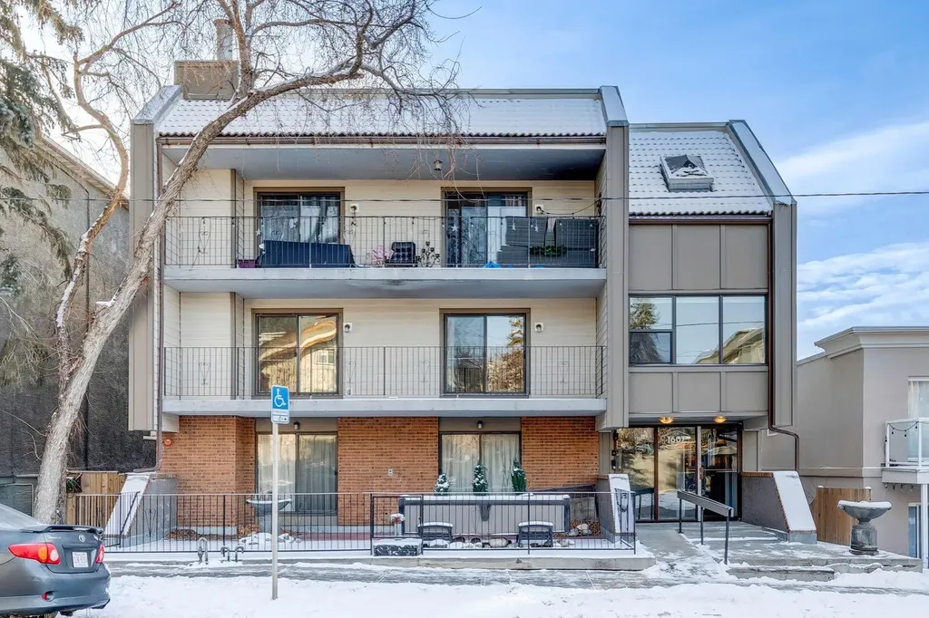 1607 26 Avenue SW Calgary AB T2T 1C7