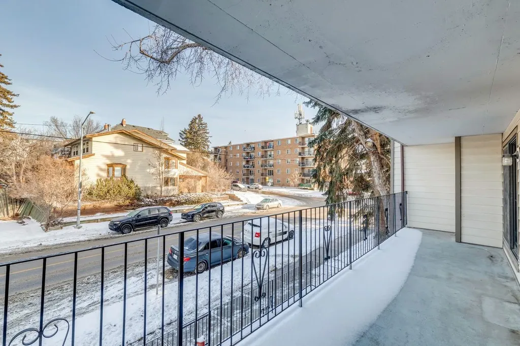 1607 26 Avenue SW Calgary AB T2T 1C7