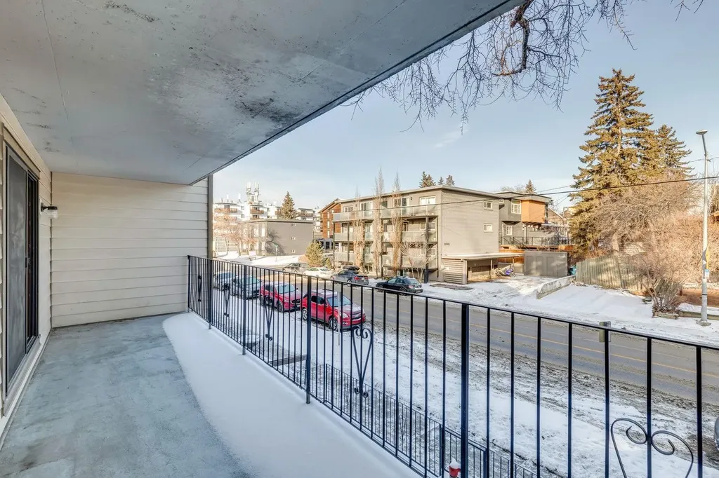 1607 26 Avenue SW Calgary AB T2T 1C7