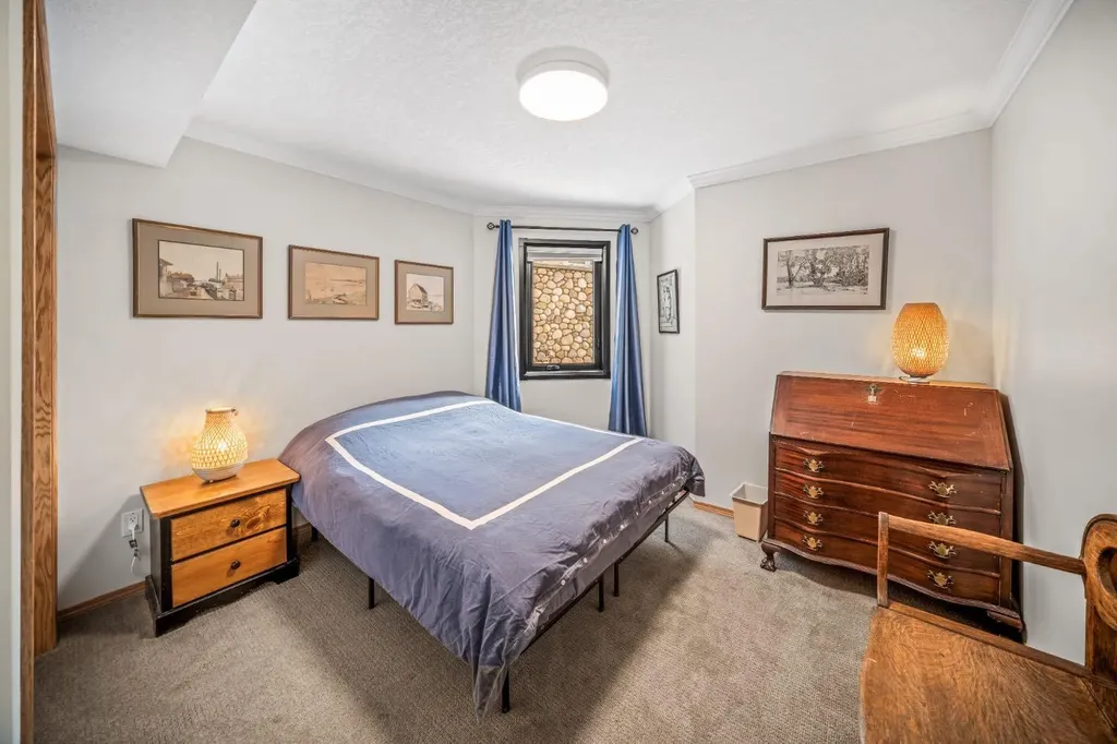 108 Lougheed Circle Banff AB T1L 1B4