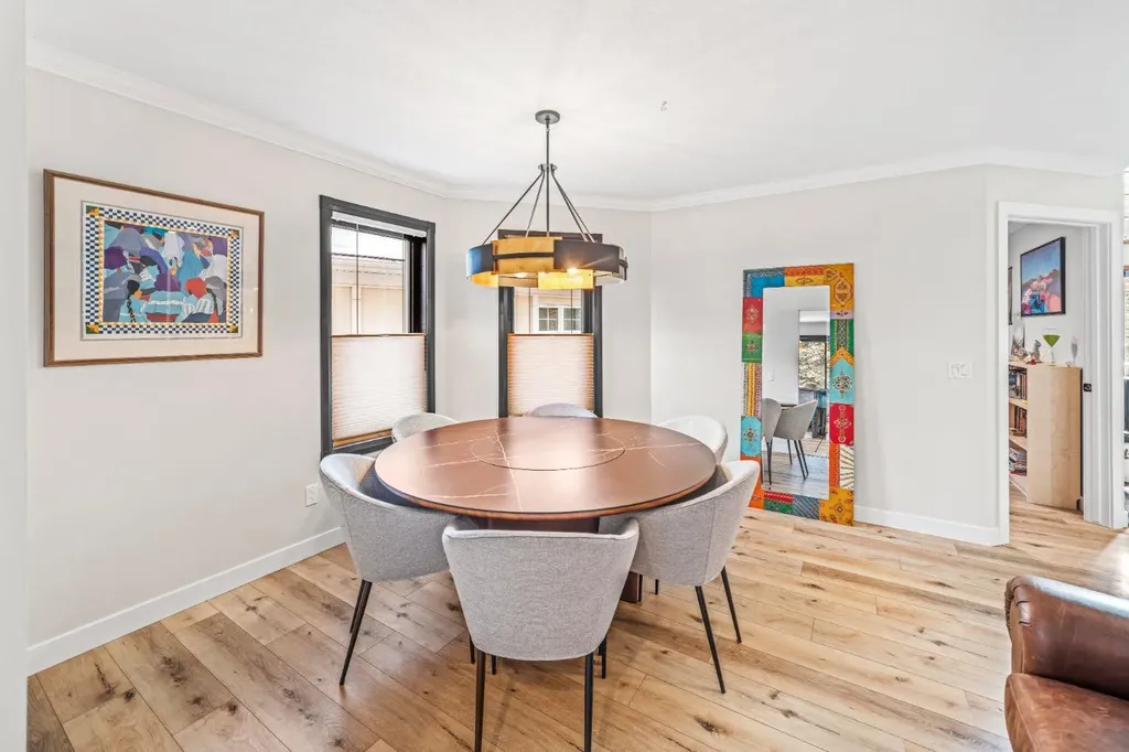 108 Lougheed Circle Banff AB T1L 1B4
