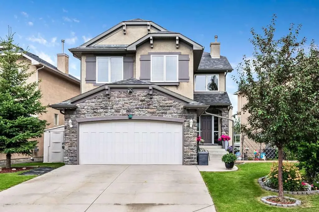20 Sherwood Rise NW Calgary AB T3R 1P3