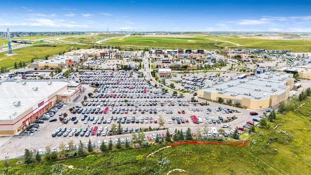 20 Sherwood Rise NW Calgary AB T3R 1P3