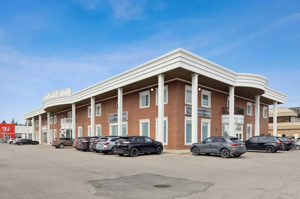 67 Glenbrook Place SW Calgary AB T3E6W4