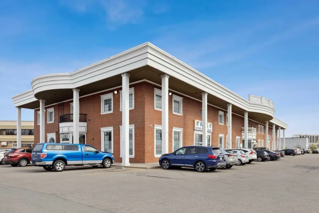 67 Glenbrook Place SW Calgary AB T3E6W4
