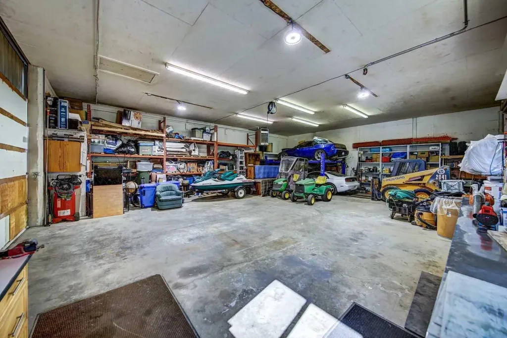 263236 Range Road 293 Rural Rocky View County AB T4A 0N3