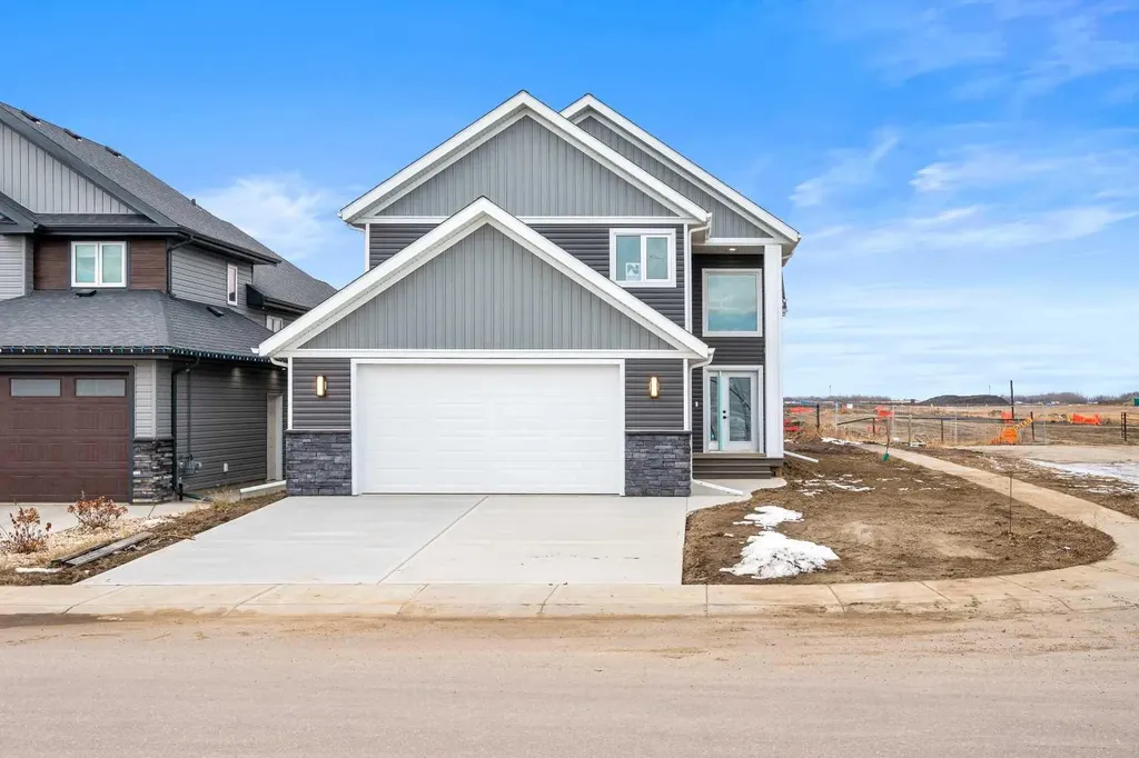 1812 63 Avenue Lloydminster AB T9V 3P6