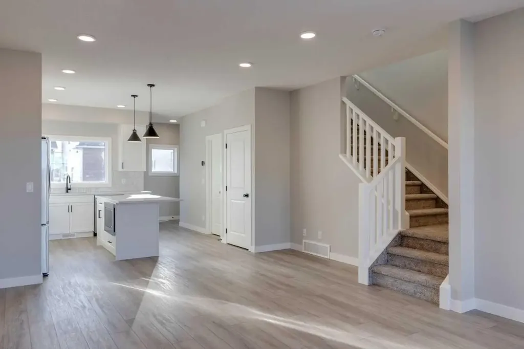 315 Fireside Drive Cochrane AB T4C 2L6