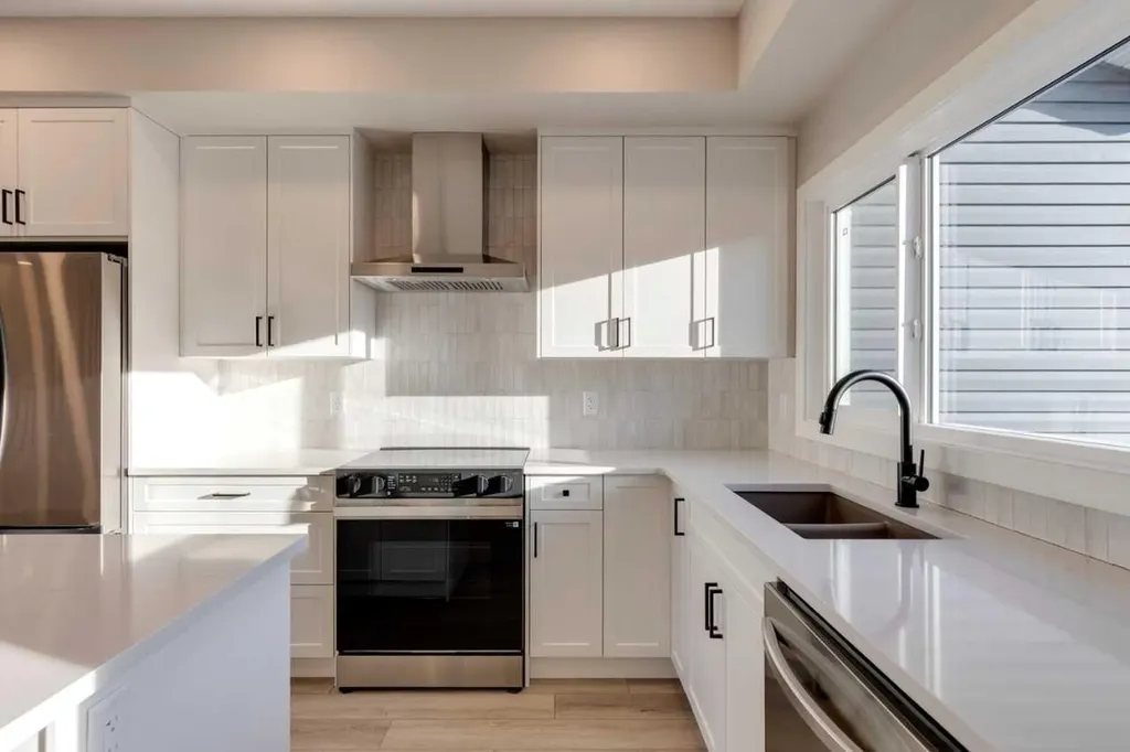 315 Fireside Drive Cochrane AB T4C 2L6