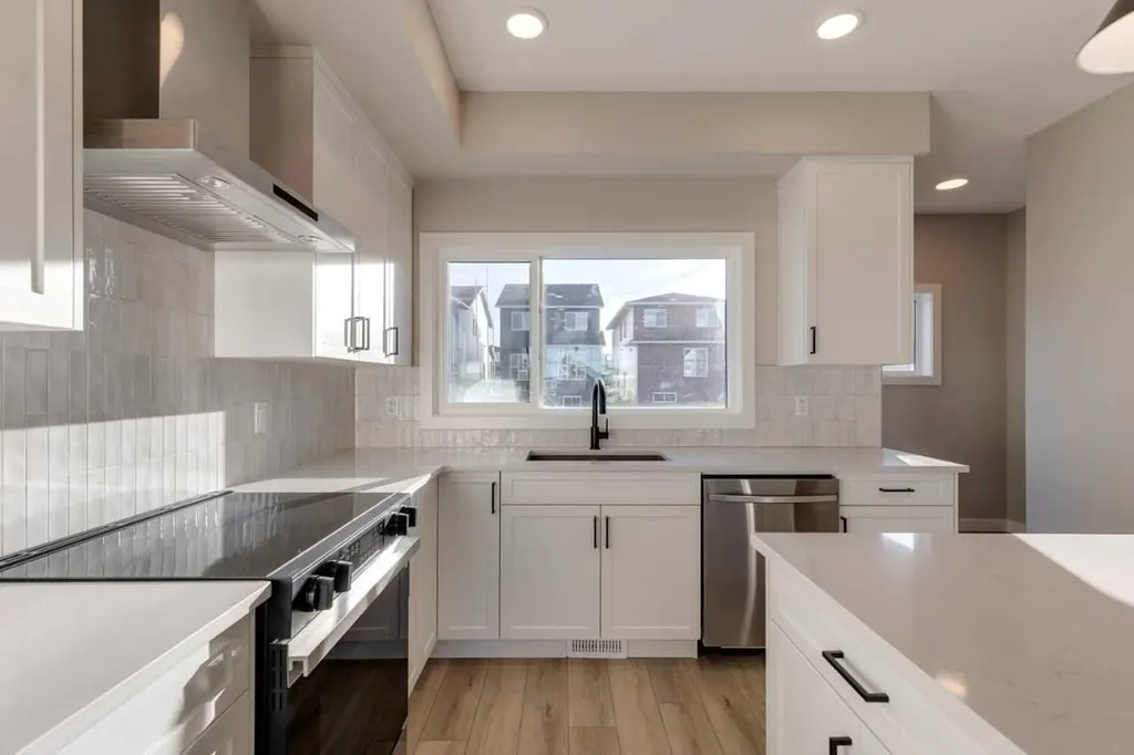 315 Fireside Drive Cochrane AB T4C 2L6