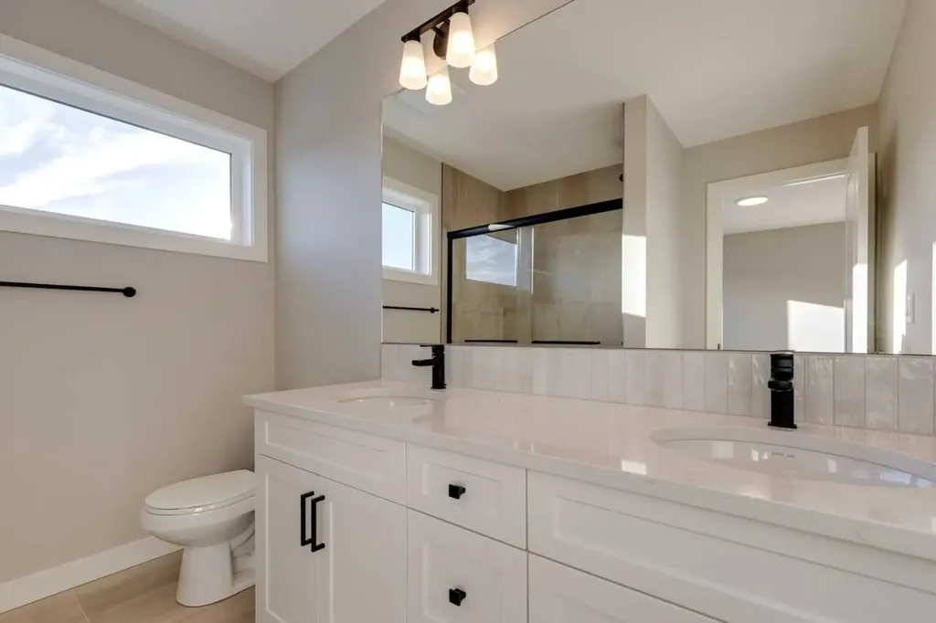 315 Fireside Drive Cochrane AB T4C 2L6