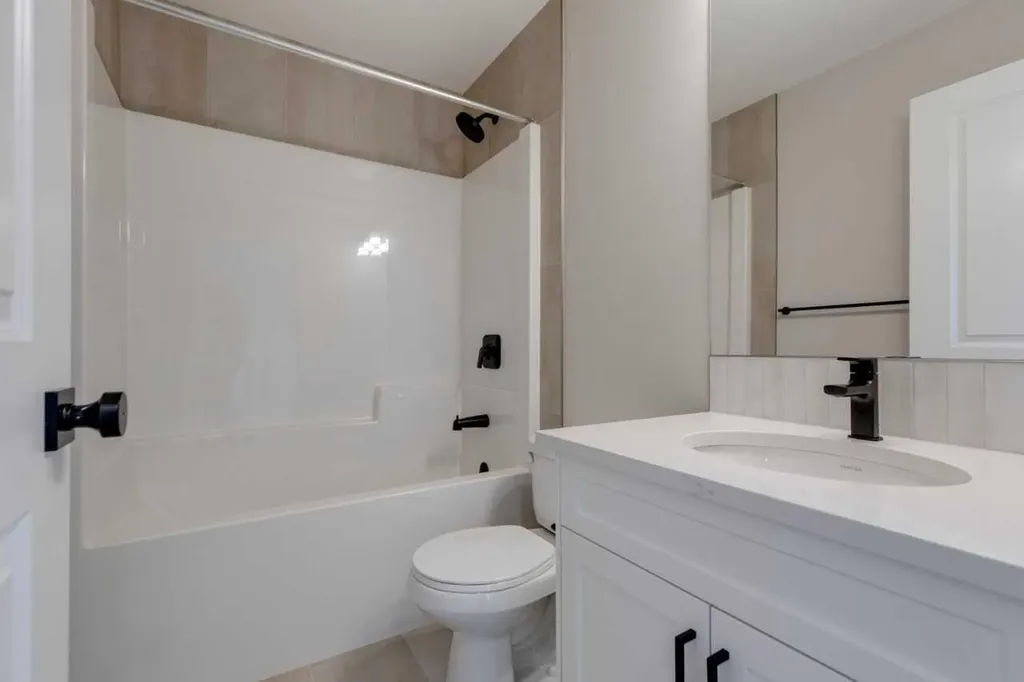 315 Fireside Drive Cochrane AB T4C 2L6