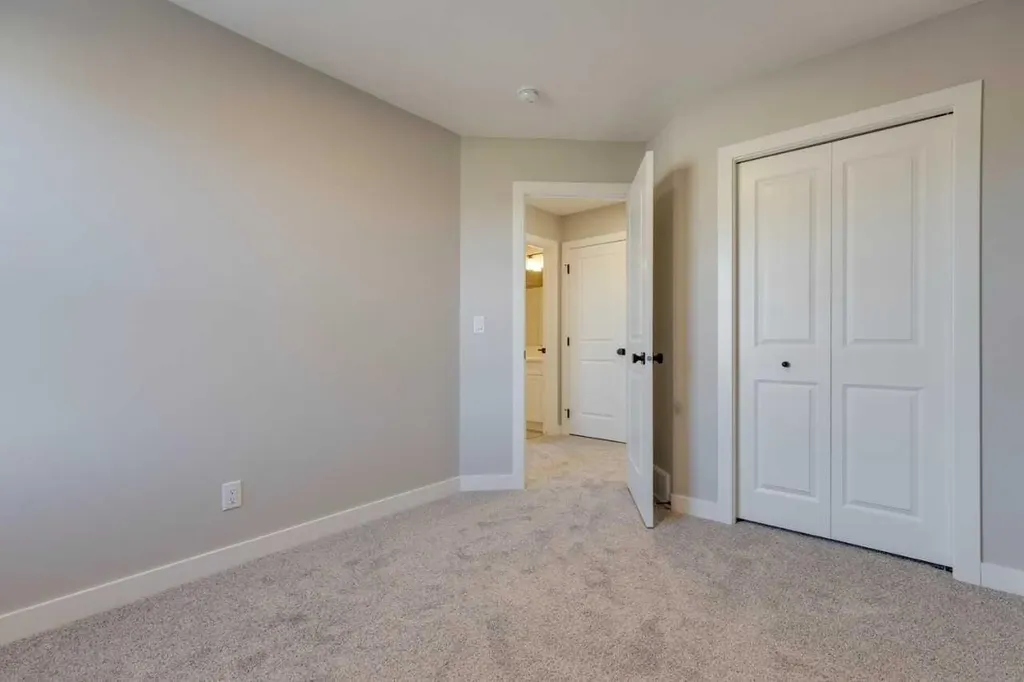 315 Fireside Drive Cochrane AB T4C 2L6
