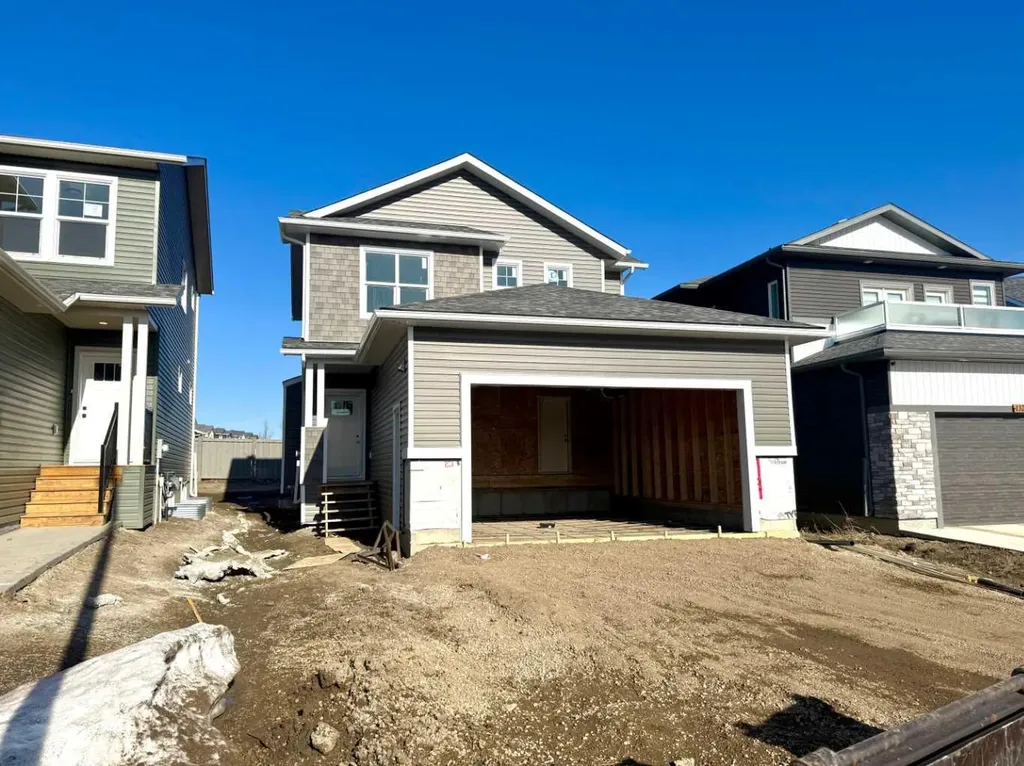 13209 105 Street Grande Prairie AB T8X 0W5