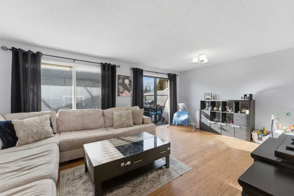 96 Abberfield Crescent NE Calgary AB T2A 6N6